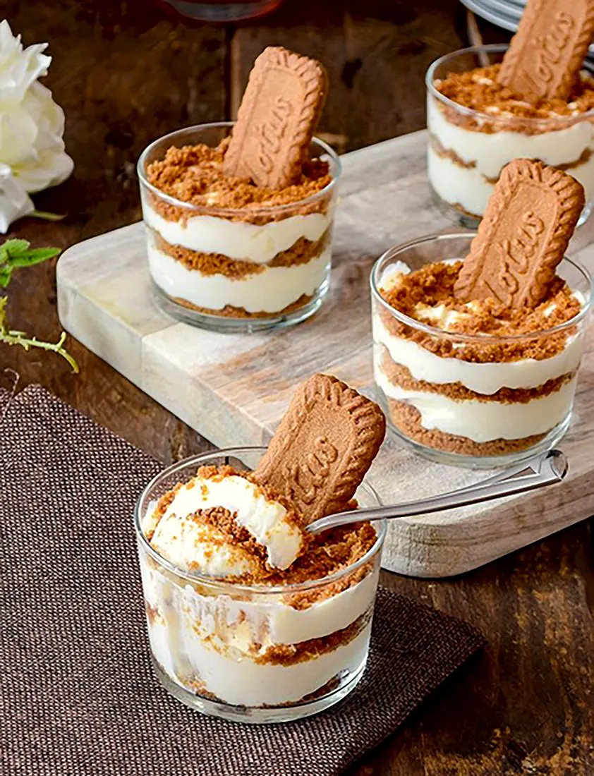 Postre de Galleta y Crema en Vaso, listo para entregar en caja